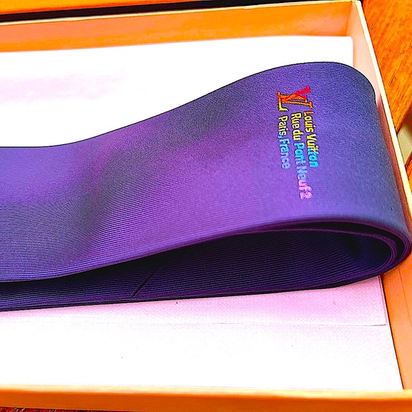 🎁LV HOLIDAY 25’🎁🆕💯LOUIS VUITTON VIRGIL ABLOH RUNWAY SUNSHINE MOTIF TIE🌞🔥 - Picture 4 of 17